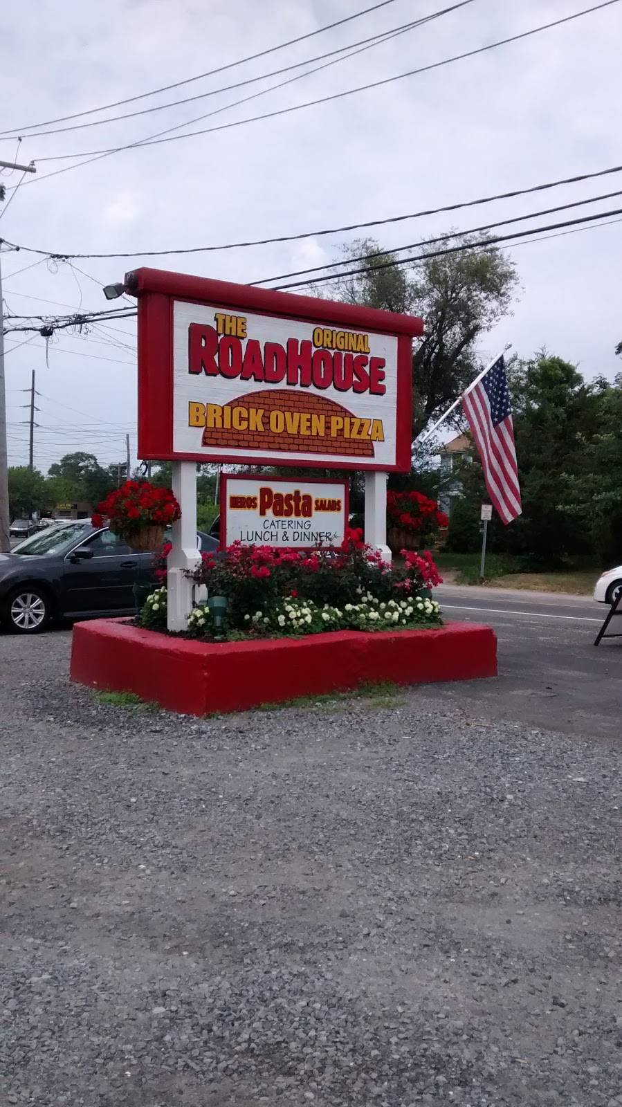 The Roadhouse | restaurant | 1111 W Main St, Riverhead, NY 11901, USA | 6312089888 OR +1 631-208-9888