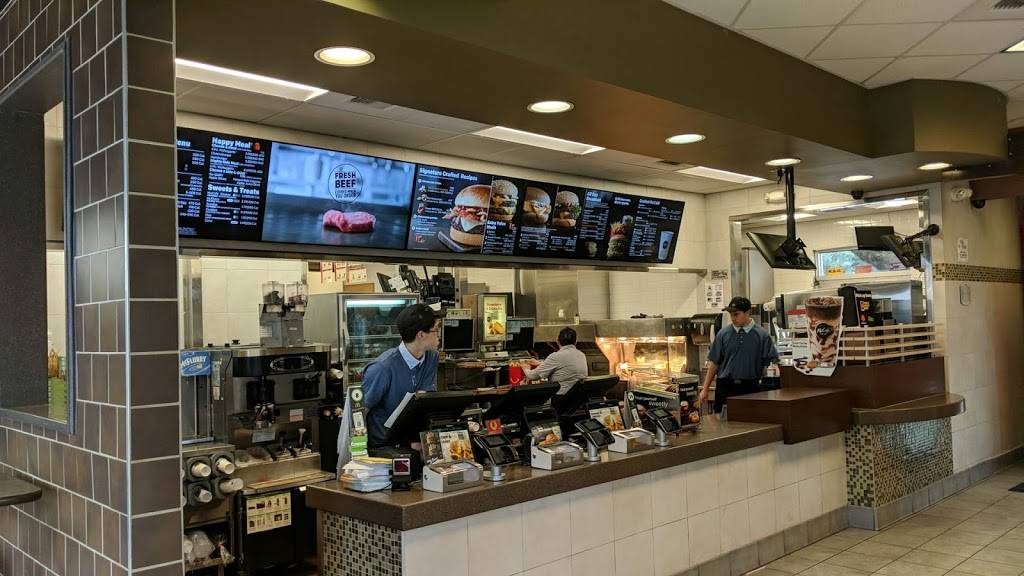 McDonalds | cafe | 18578 Prospect Rd, Saratoga, CA 95070, USA | 4084465092 OR +1 408-446-5092