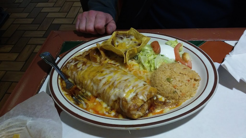 Las Cazuelas Mexican & Seafood Restaurant | restaurant | 10105 S Tacoma Way, Tacoma, WA 98499, USA | 2534490467 OR +1 253-449-0467