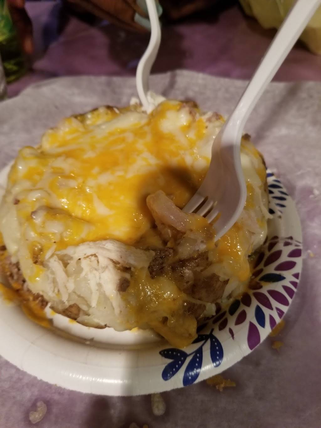 Marlos Cocktail Lounge | night club | 702 Lyons Ave, Irvington, NJ 07111, USA | 9733751221 OR +1 973-375-1221