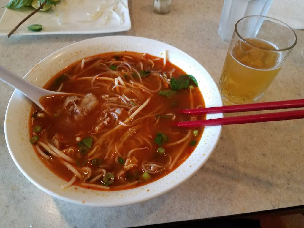 Pho Mai Vietnamese Gourmet | restaurant | 26487 Ynez Rd, Temecula, CA 92591, USA | 9512961880 OR +1 951-296-1880