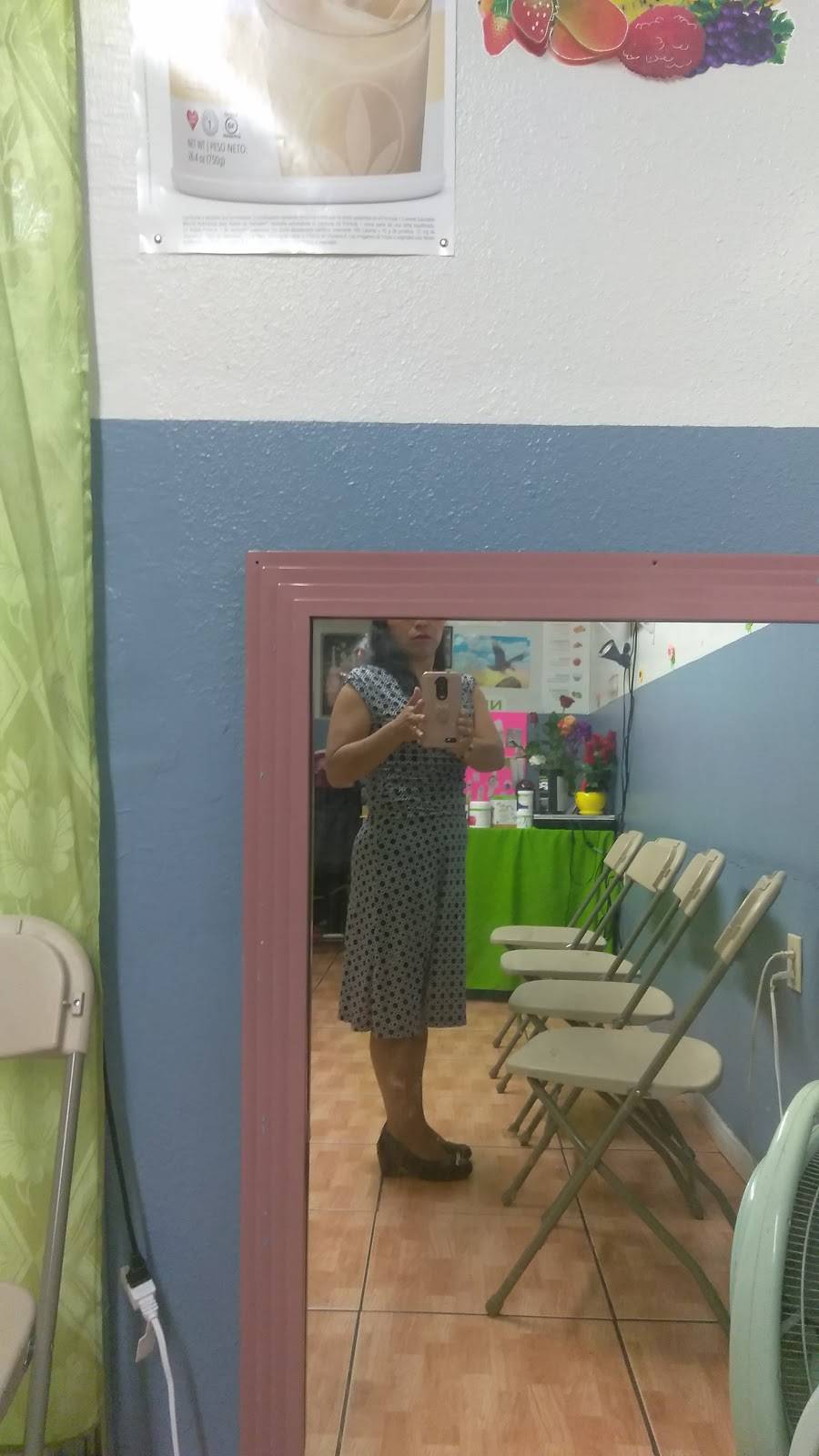 Panaderia La Nueva Estrella | restaurant | 1900 W 7th St, Los Angeles, CA 90057, USA | 2134835921 OR +1 213-483-5921