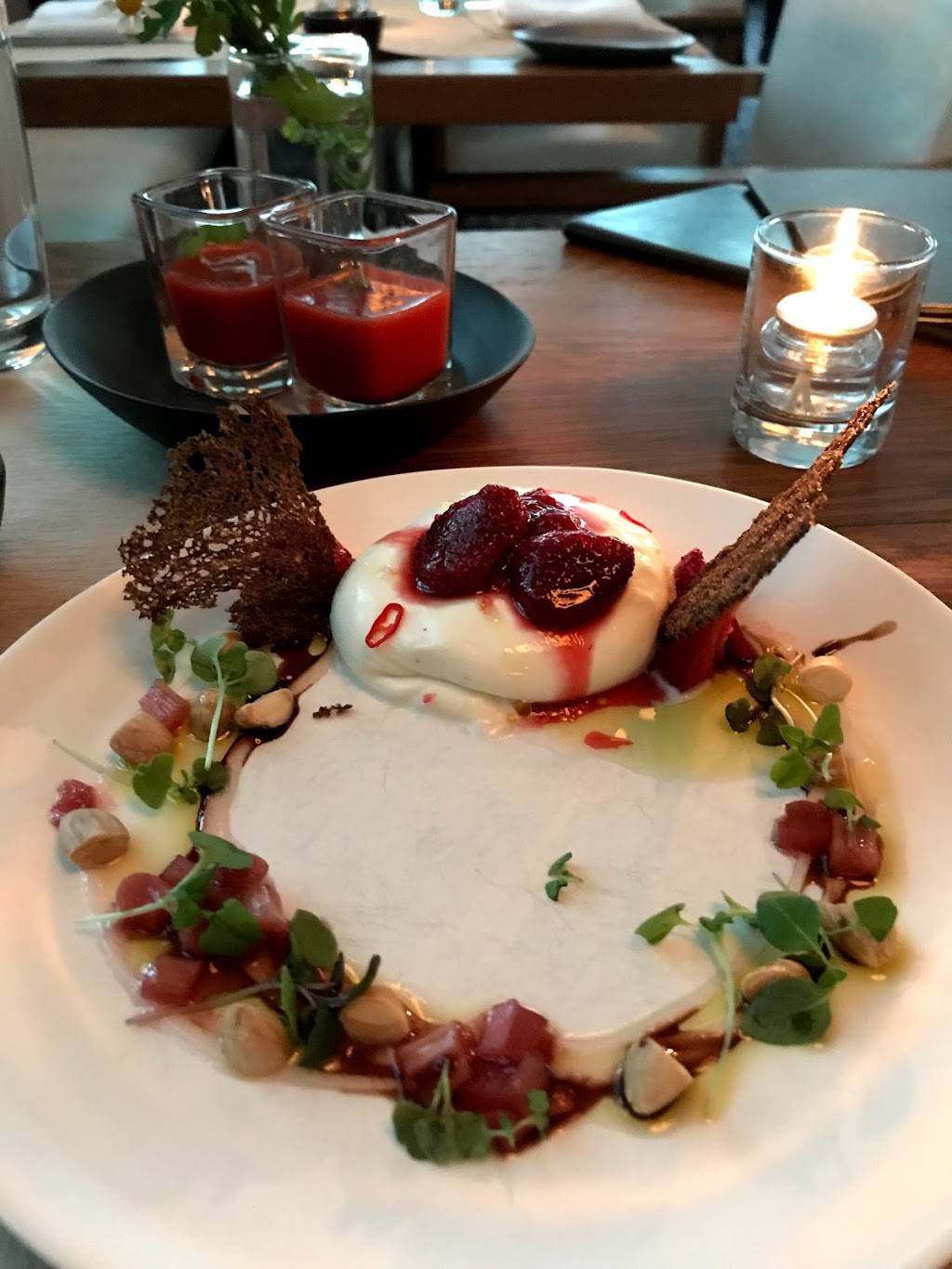 Perry St | restaurant | 176 Perry St, New York, NY 10014, USA | 2123521900 OR +1 212-352-1900