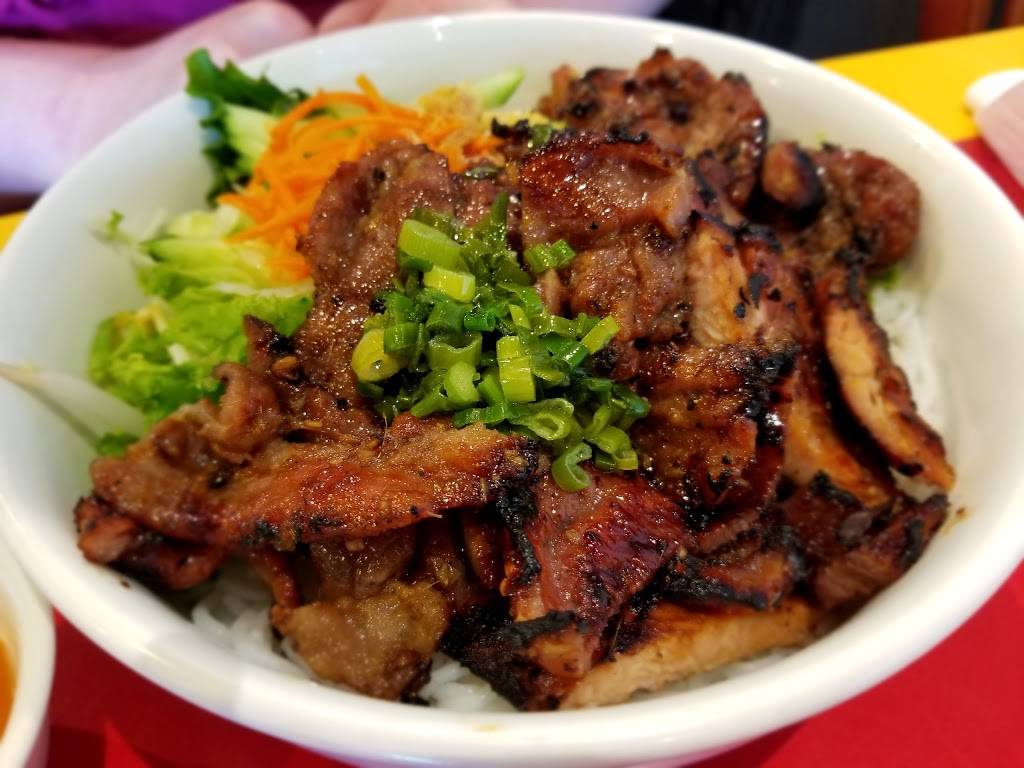 Pho Saigon Bistro | restaurant | 7333 Northwest Imbrie Drive, Hillsboro, OR 97124, USA | 5036488448 OR +1 503-648-8448