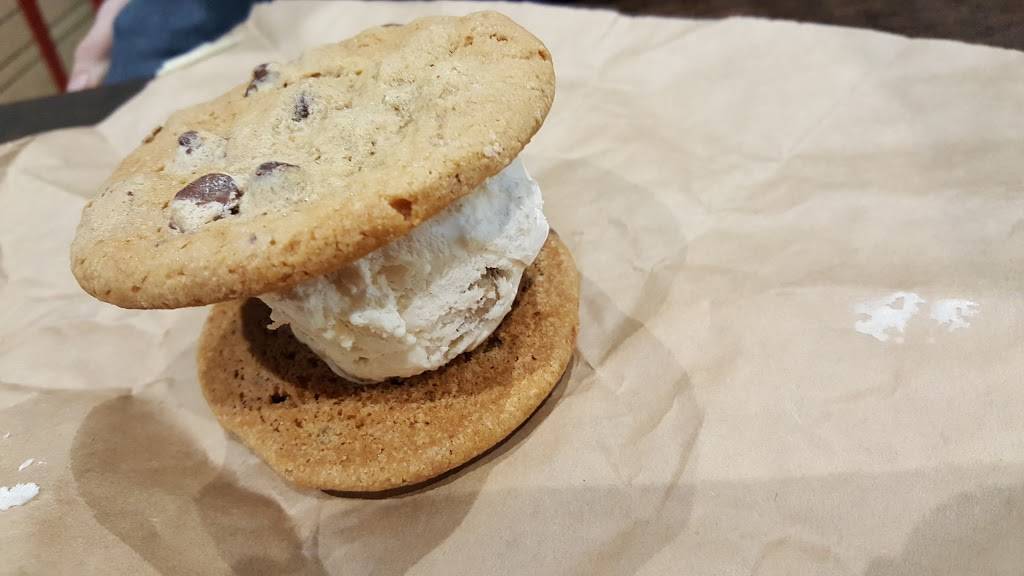 Sweet Cow | restaurant | Stanley Market, 2501 N, Dallas St Suite 146, Aurora, CO 80010, USA | 3034841573 OR +1 303-484-1573