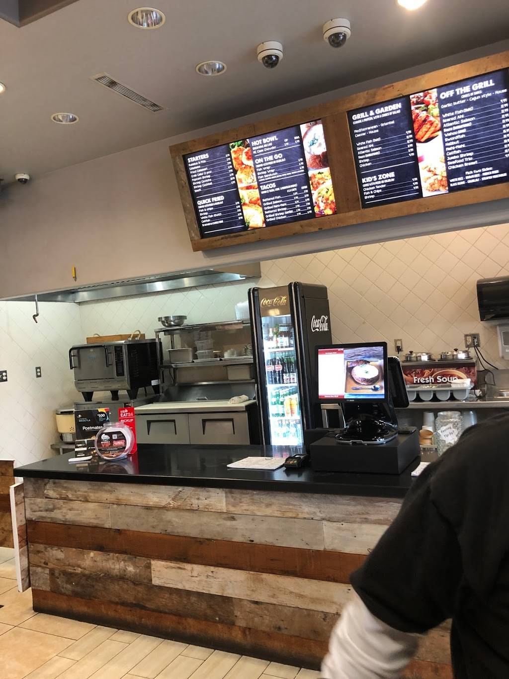 Fish-N-More Seafood & Grill | restaurant | 1123 E Alosta Ave, Azusa, CA 91702, USA | 6263351111 OR +1 626-335-1111