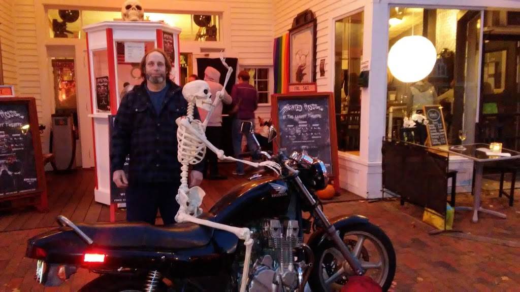 The Leavitt Theatre | restaurant | 259 Main Street Route One, Ogunquit, ME 03907, USA | 2076463123 OR +1 207-646-3123