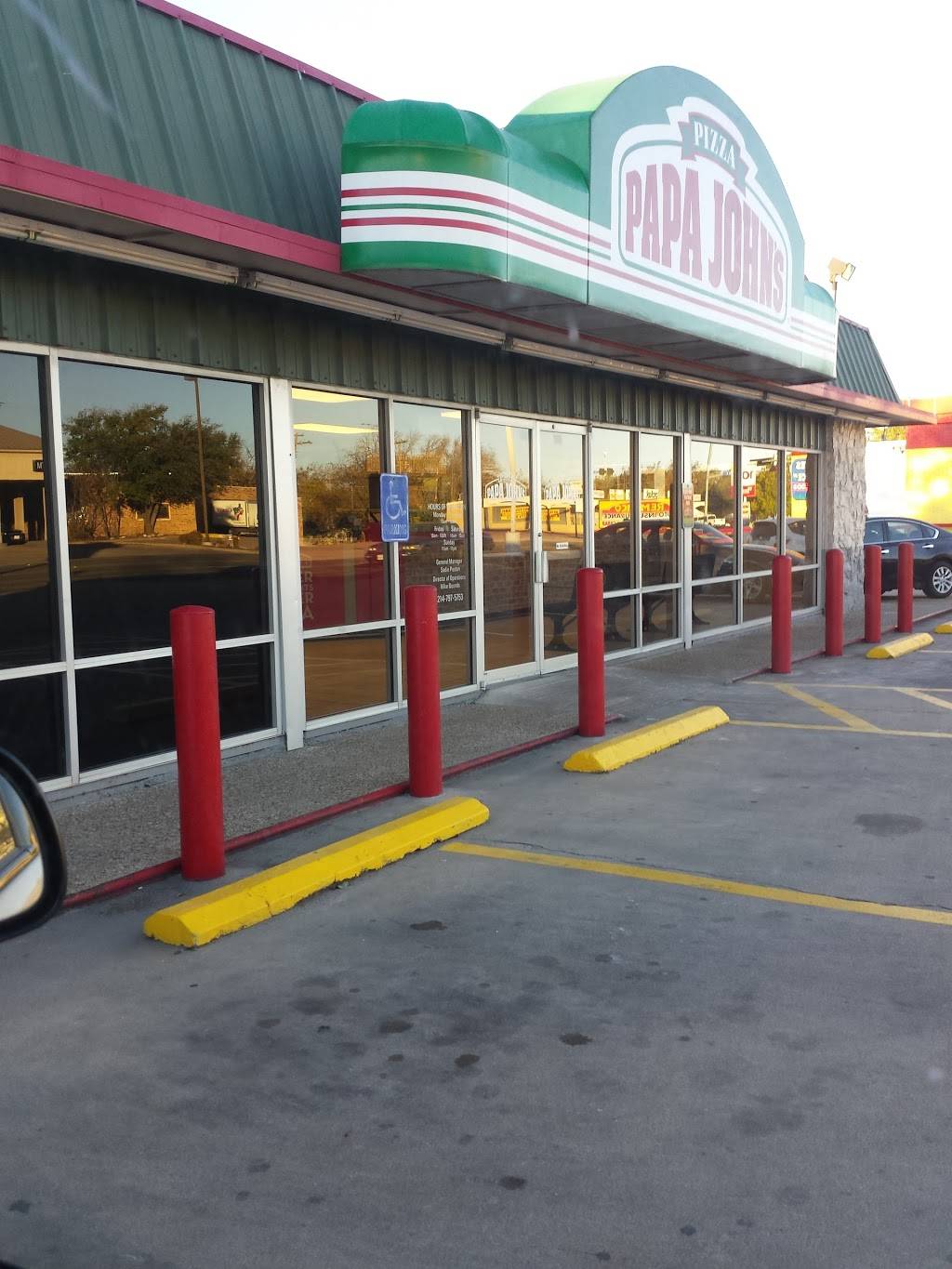 Papa Johns Pizza | restaurant | 2320 S 31st St Suite 106, Temple, TX 76504, USA | 2547715646 OR +1 254-771-5646