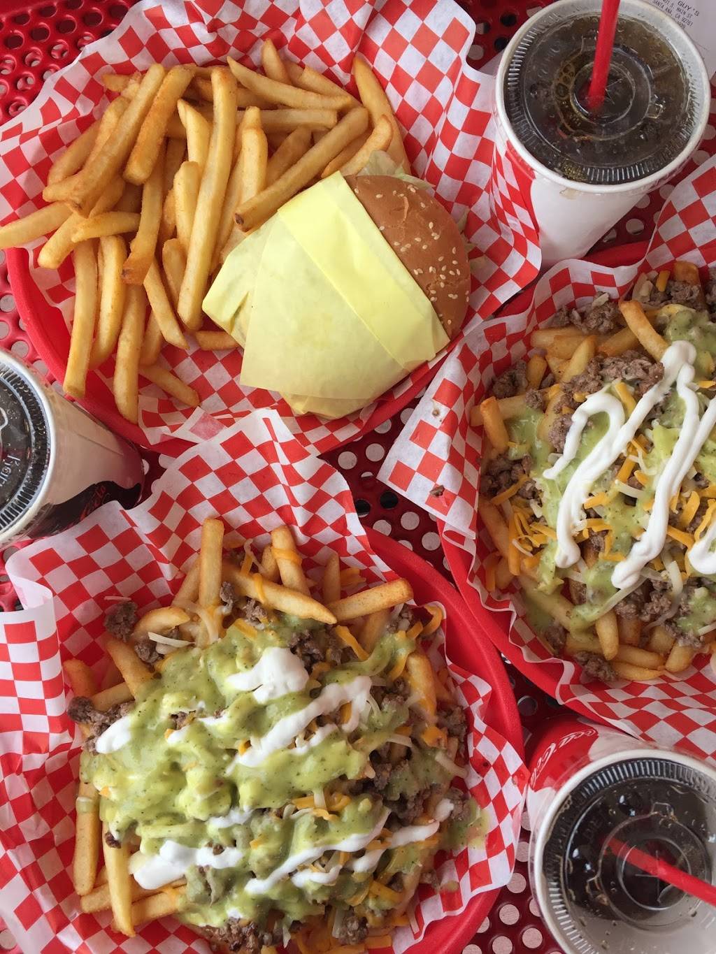 Lucky Guys Burgers | restaurant | 401 S Main St, Santa Ana, CA 92701, USA | 7145431939 OR +1 714-543-1939