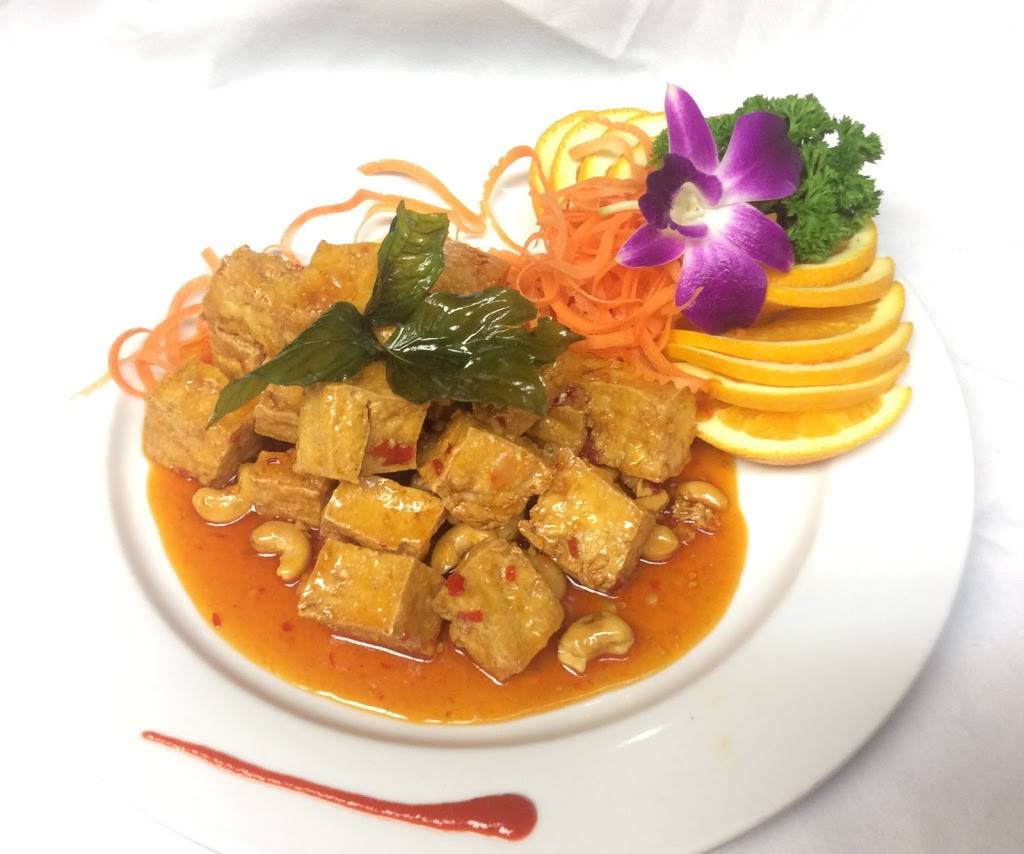 Thai River | restaurant | 35 E Washington St a, Petaluma, CA 94952, USA | 7075595361 OR +1 707-559-5361