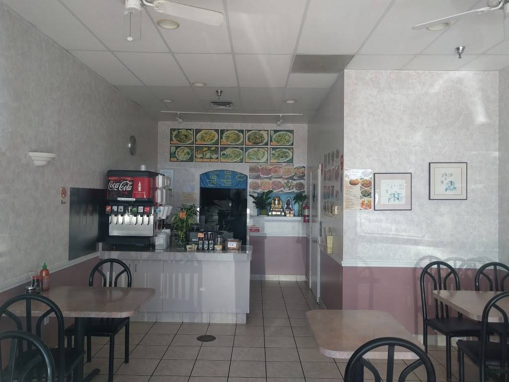 Chongs Chinese Barbque & Salads | restaurant | 8841 N Cedar Ave, Fresno, CA 93720, USA | 5594510708 OR +1 559-451-0708