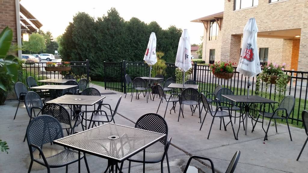 Funks Pub | restaurant | 5956 Executive Dr #101, Fitchburg, WI 53719, USA | 6084429500 OR +1 608-442-9500