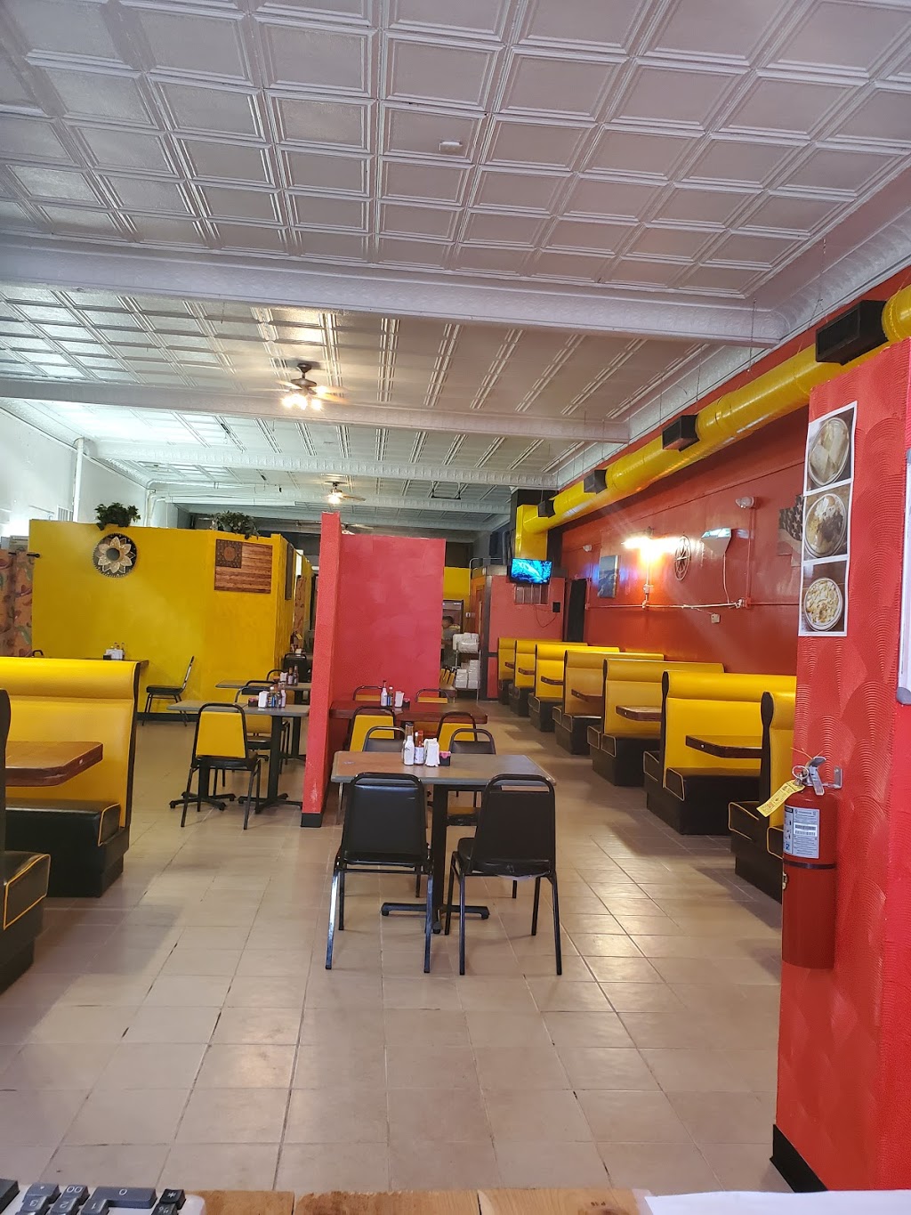 El cancun | restaurant | 118 E Main St, Dwight, IL 60420, USA | 8153745075 OR +1 815-374-5075