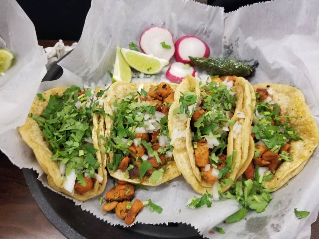 La Tiendita Mexican Market | restaurant | 5975 N Wayne Rd, Westland, MI 48185, USA | 7347224215 OR +1 734-722-4215