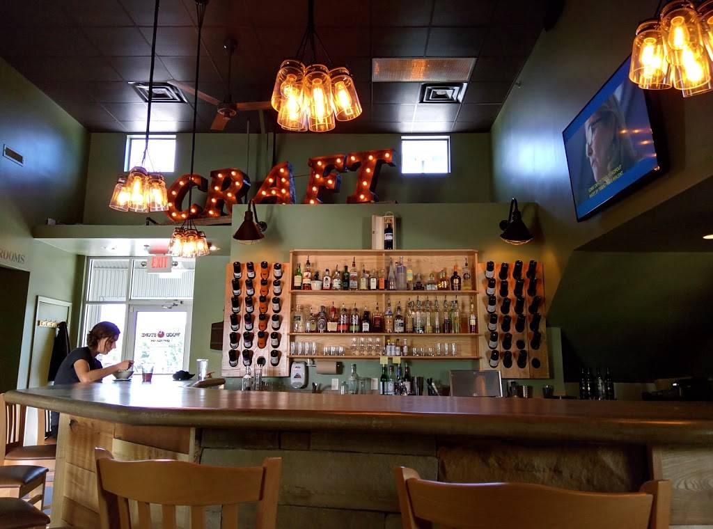 Wood Stone Craft Pizza | restaurant | 557 S School Ave, Fayetteville, AR 72701, USA | 4794441947 OR +1 479-444-1947