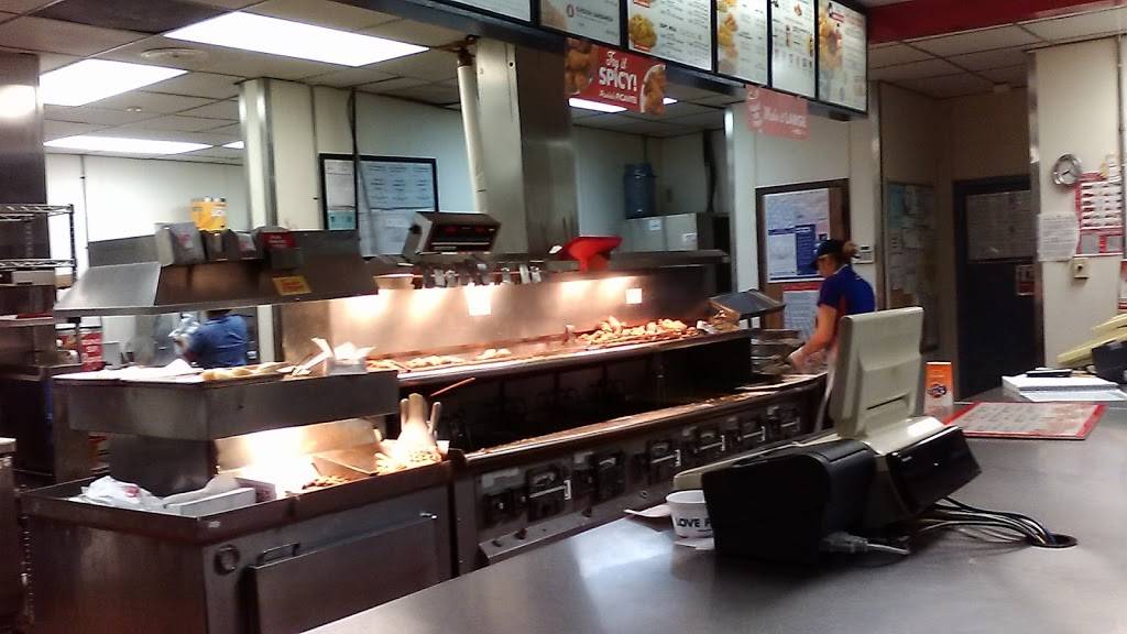 Churchs Chicken | restaurant | 7020 Woodridge Dr, Houston, TX 77087, USA | 7136497852 OR +1 713-649-7852