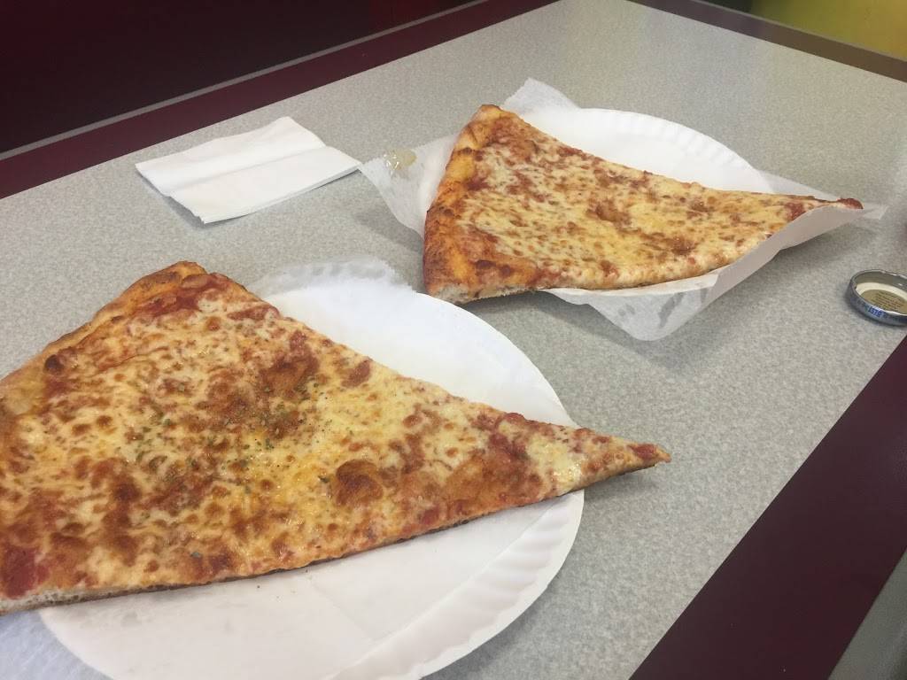 Villa Maria Pizzeria | restaurant | 2440 Eastchester Rd, Bronx, NY 10469, USA | 7188827446 OR +1 718-882-7446