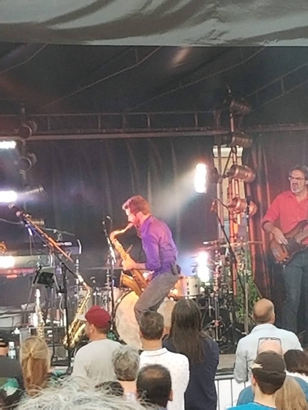 aux deux oliviers saint adele | restaurant | 147 Rue Morin, Sainte-Adèle, QC J8B 2P6, Canada | 4387222111 OR +1 438-722-2111