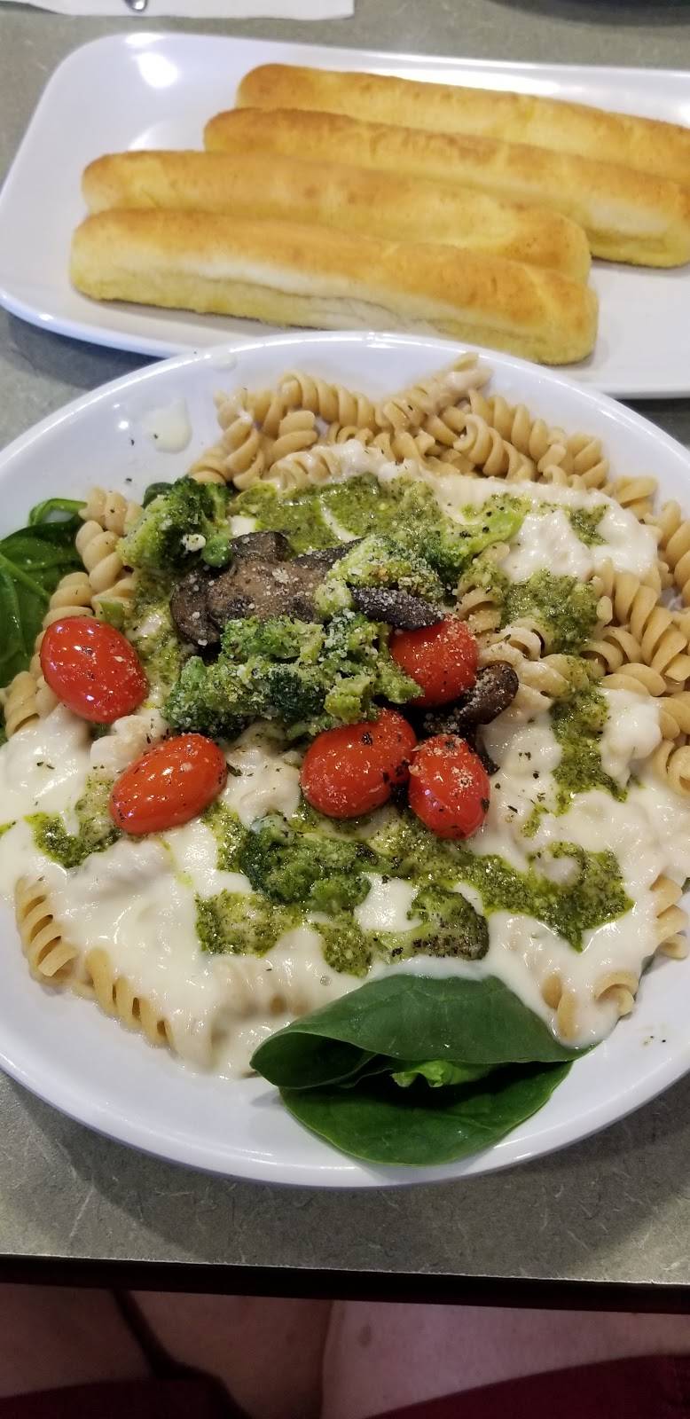 Fazolis | restaurant | 6450 E 82nd St, Indianapolis, IN 46250, USA | 3178492385 OR +1 317-849-2385