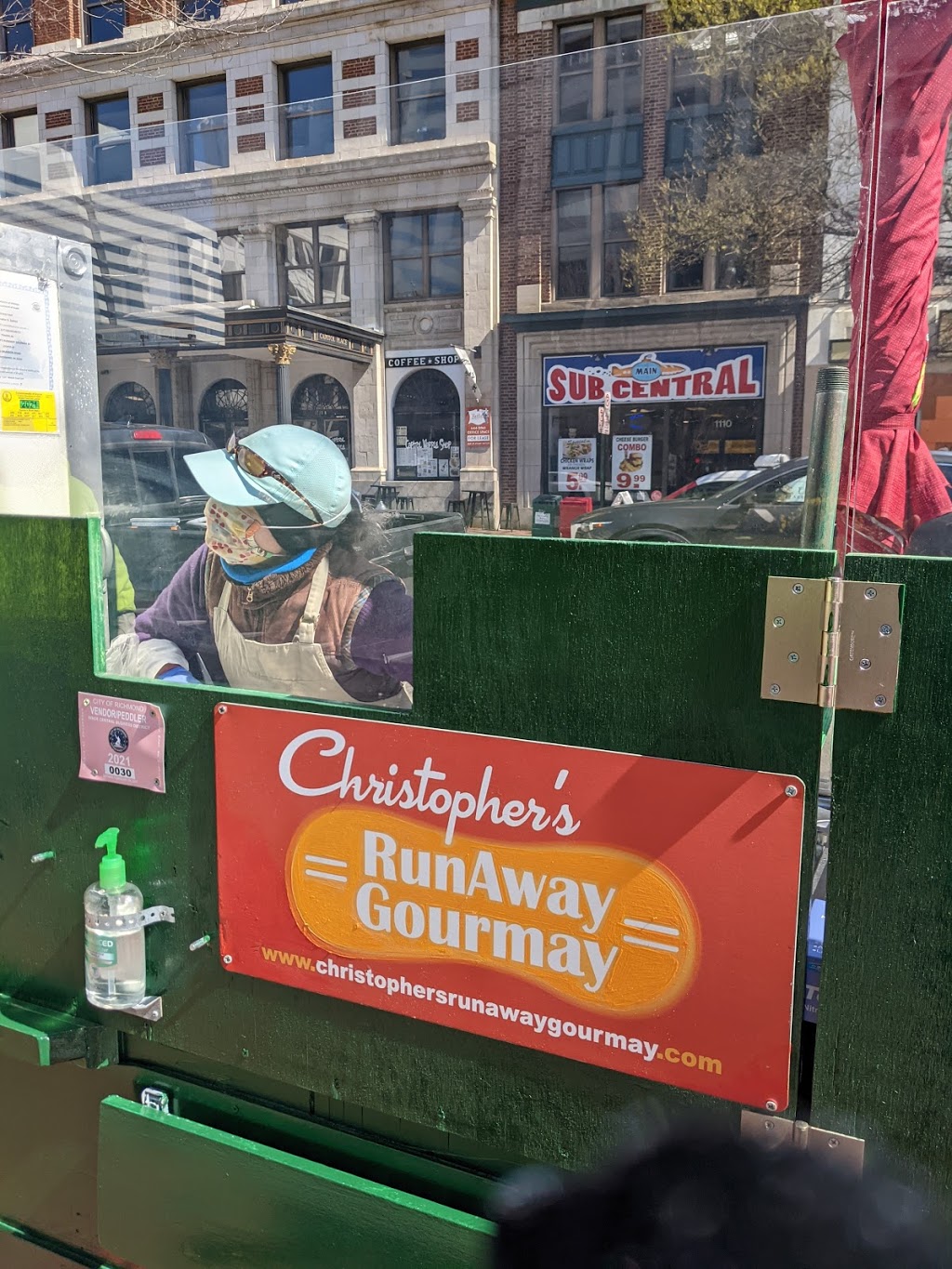 Christophers Runaway Gourmay | restaurant | 2-98 S 12th St, Richmond, VA 23219, USA | 8044003663 OR +1 804-400-3663