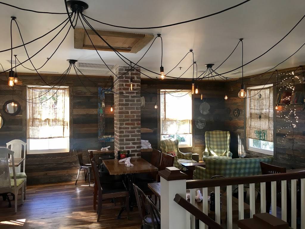 Harolds Cabin | restaurant | 247 Congress St, Charleston, SC 29403, USA | 8437934440 OR +1 843-793-4440