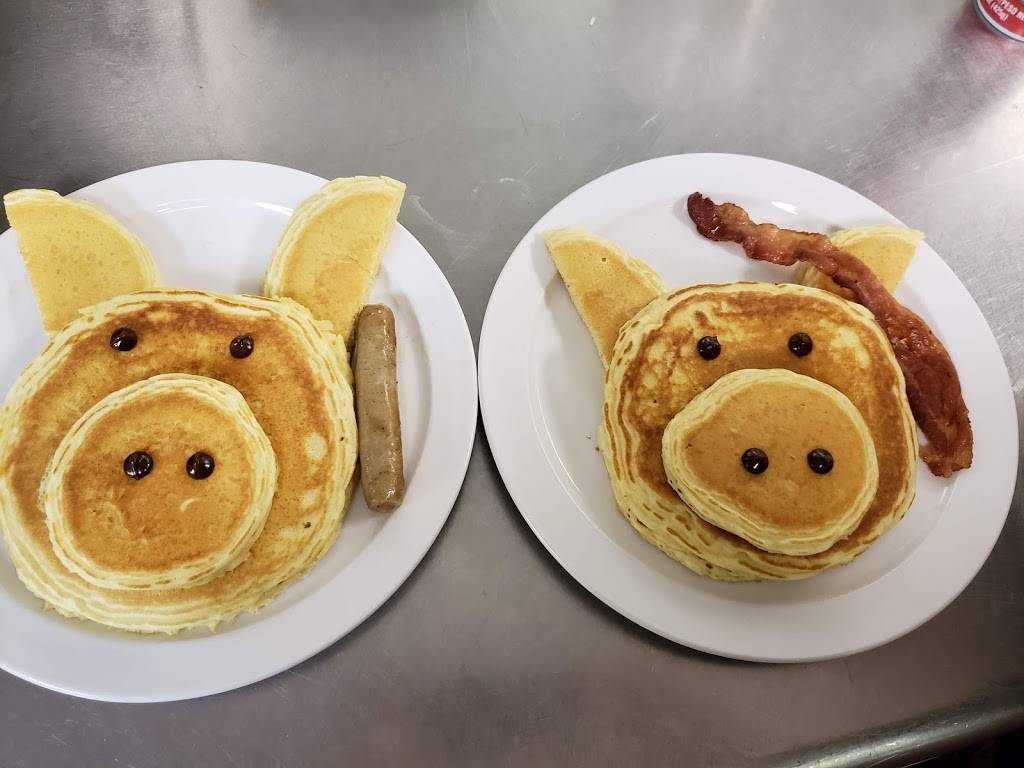 Berrys Pancake House | restaurant | 2050 Park Rd, Connersville, IN 47331, USA | 7656920245 OR +1 765-692-0245