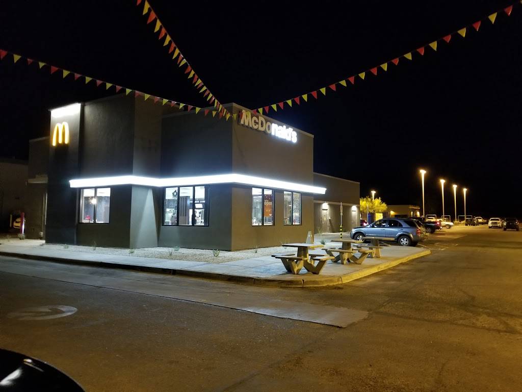McDonalds | cafe | 9130 E Valencia Rd, Tucson, AZ 85747, USA | 5206631327 OR +1 520-663-1327