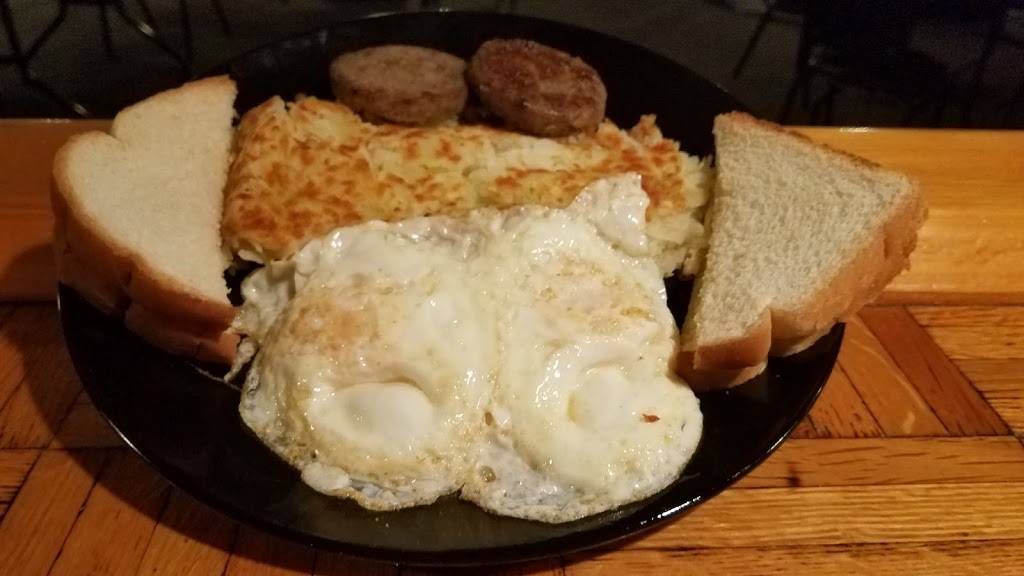 Dueling Leos | restaurant | 504 S Adams St, Burlington, IA 52601, USA | 3192089144 OR +1 319-208-9144