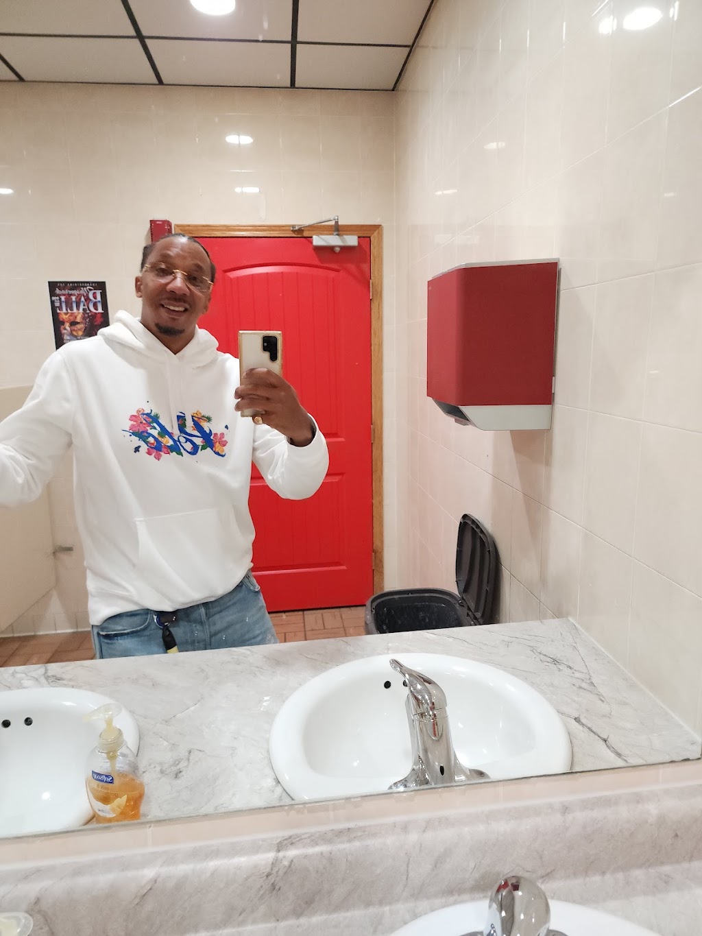 Mr.B’s Lounge | restaurant | 8617 W Brown Deer Rd, Milwaukee, WI 53224, USA | 4144464887 OR +1 414-446-4887