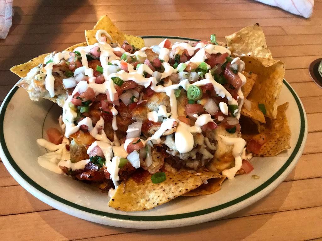 Mikes Sportsbook & Meat Bar | restaurant | 707 56th St, Kenosha, WI 53140, USA | 2626582278 OR +1 262-658-2278