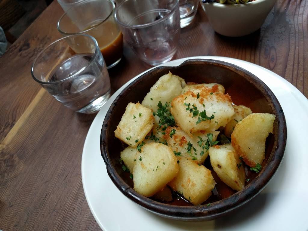 Camino | restaurant | 3917 Grand Ave, Oakland, CA 94610, USA | 5105475035 OR +1 510-547-5035