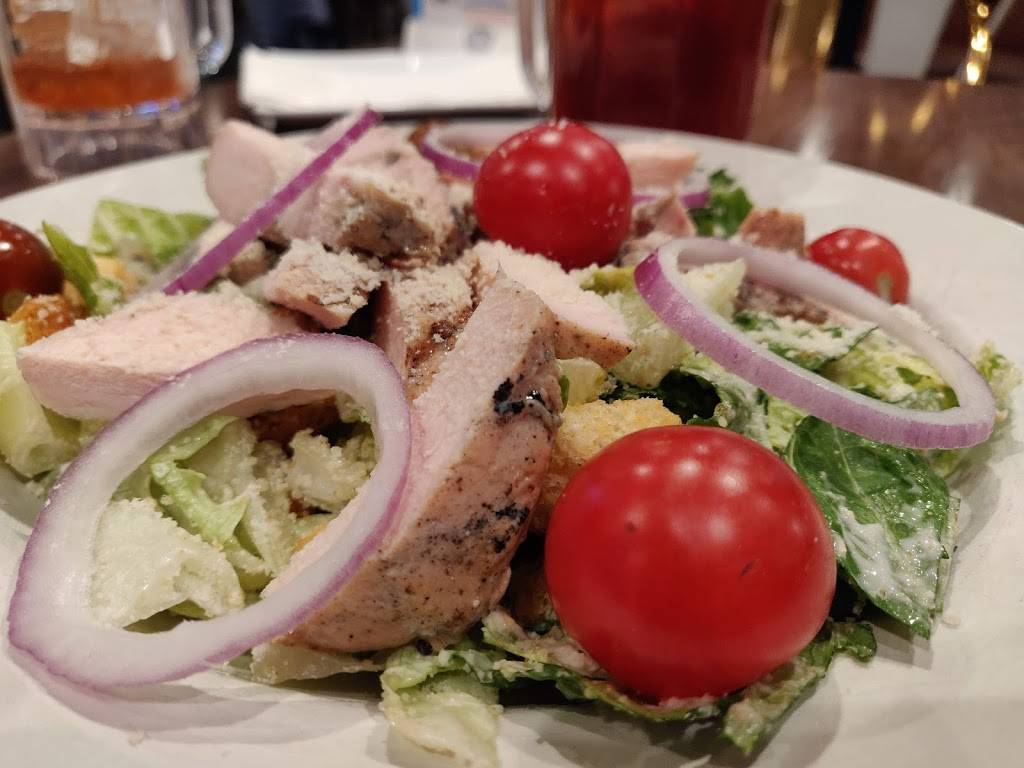 Chicago Woodfire Pizza Co | restaurant | 6170 Gurnee Mills Cir W #337, Gurnee, IL 60031, USA | 8478551201 OR +1 847-855-1201