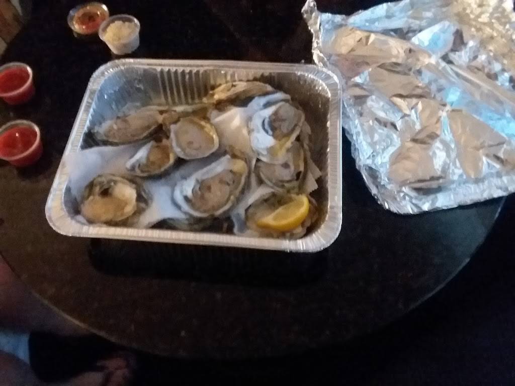 Bobs Seafood | restaurant | 606 Mill Rd, Absecon, NJ 08201, USA | 6096412224 OR +1 609-641-2224