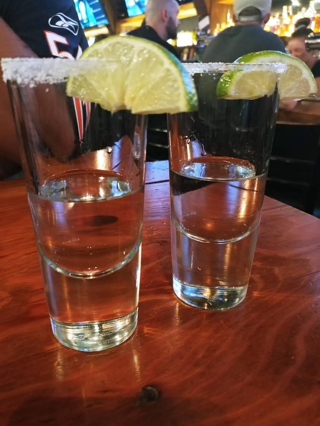 The Lodge Sports Grille | restaurant | 15117 Main St b101, Mill Creek, WA 98012, USA | 4252256347 OR +1 425-225-6347