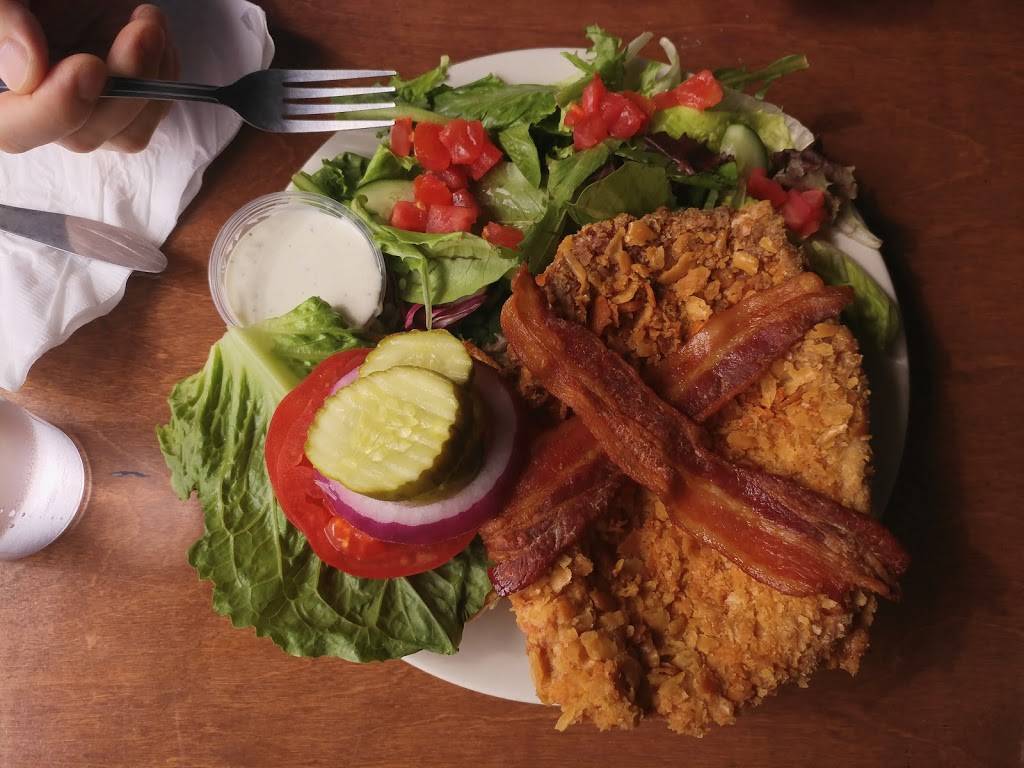 The Mill Restaurant | restaurant | 120 E Burlington St, Iowa City, IA 52240, USA | 3193519529 OR +1 319-351-9529