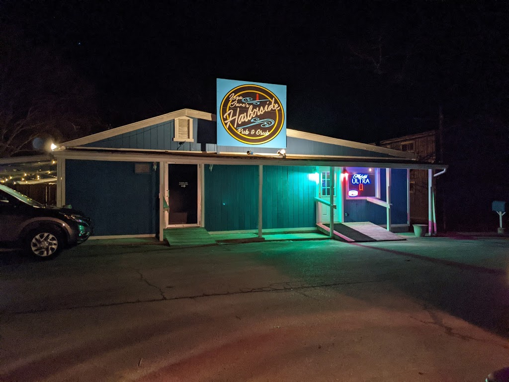 Liza Janes Harborside Pub & Grub | restaurant | 46 Myrtle Ln, Branson, MO 65616, USA | 4174285492 OR +1 417-428-5492