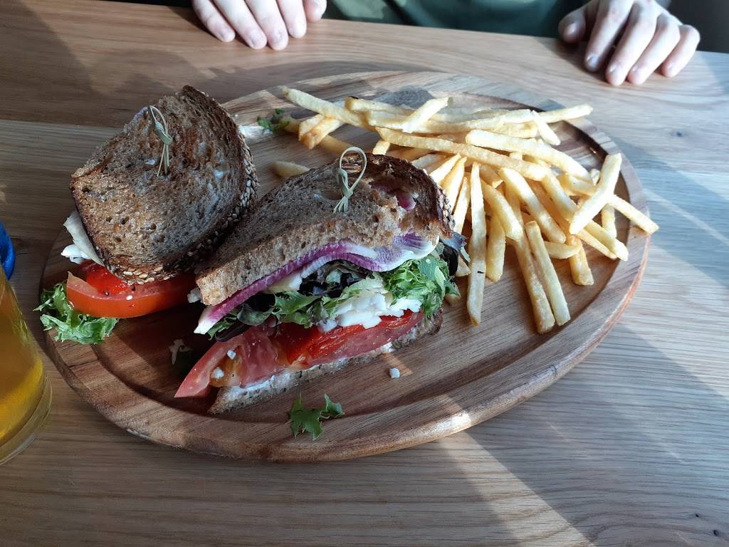 Barlows Public House | restaurant | 801 Waterfront Way, Vancouver, WA 98660, USA | 3607192043 OR +1 360-719-2043