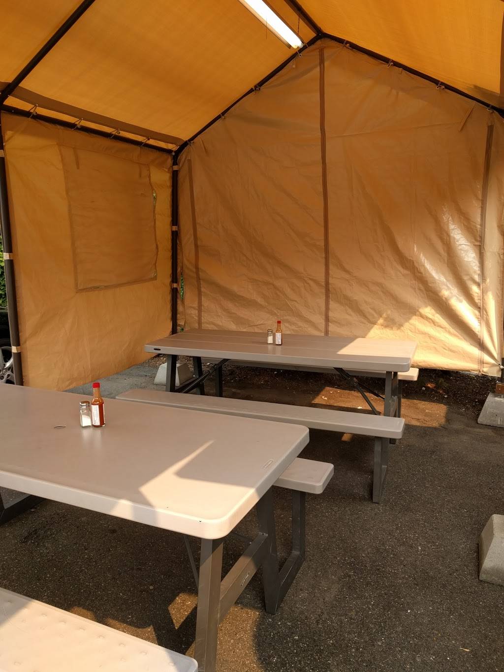 El Burrito Mojado | restaurant | 12412 116th Ave NE, Kirkland, WA 98034, USA | 4252508170 OR +1 425-250-8170