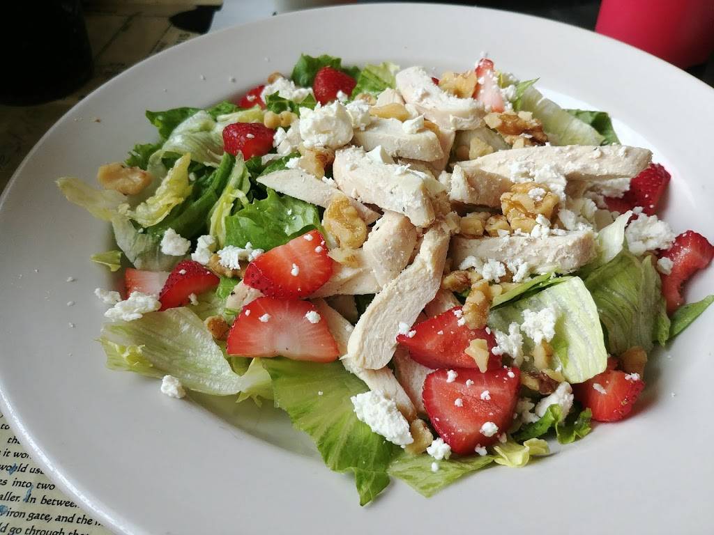 Moms Country Kitchen | restaurant | 81057 Main St, Memphis, MI 48041, USA | 8103922210 OR +1 810-392-2210