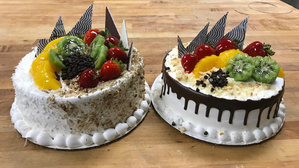 Sandys Cafe & Bakery Inc | cafe | 426 E Howard St, Live Oak, FL 32064, USA | 3863623875 OR +1 386-362-3875