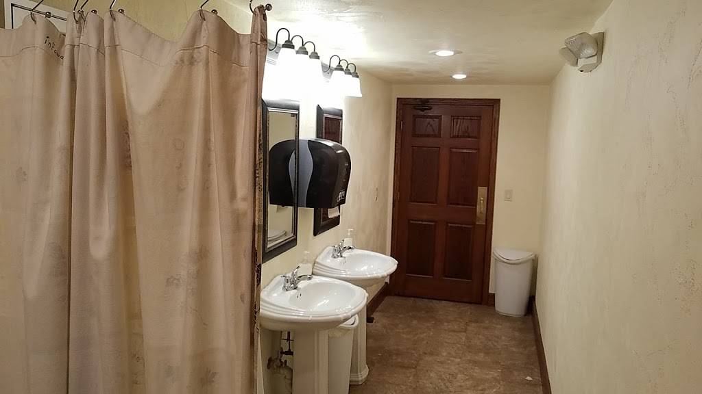 Tangle Horn | restaurant | W18225 Eland Rd, Eland, WI 54427, USA | 7152532626 OR +1 715-253-2626