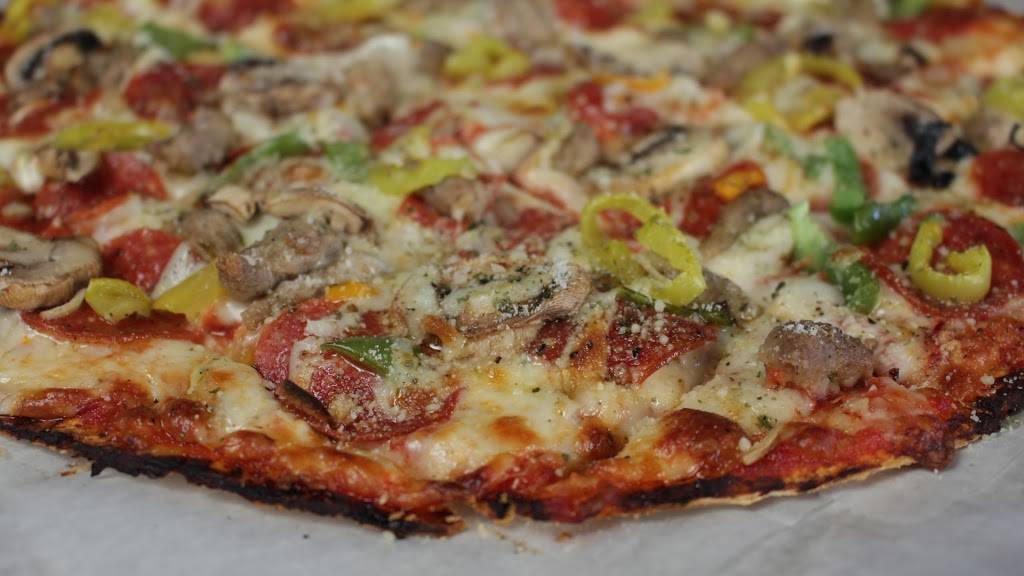 Sports Page Lounge | restaurant | 4603 N Post Rd, Indianapolis, IN 46226, USA | 3178977449 OR +1 317-897-7449