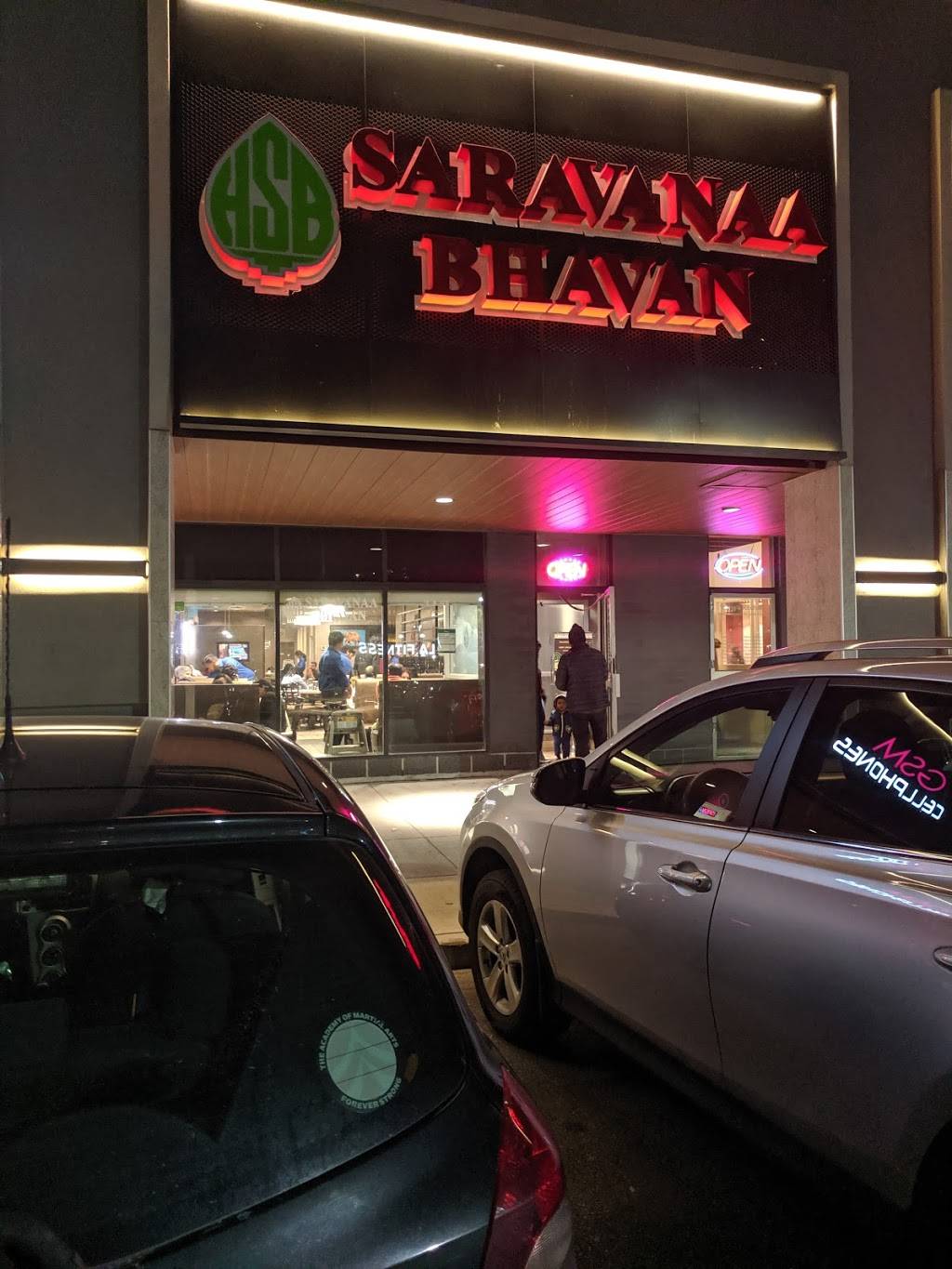 Saravanaa Bhavan | restaurant | 4559 Hurontario St #12B, Mississauga, ON L4Z 3L9, Canada | 9052900769 OR +1 905-290-0769