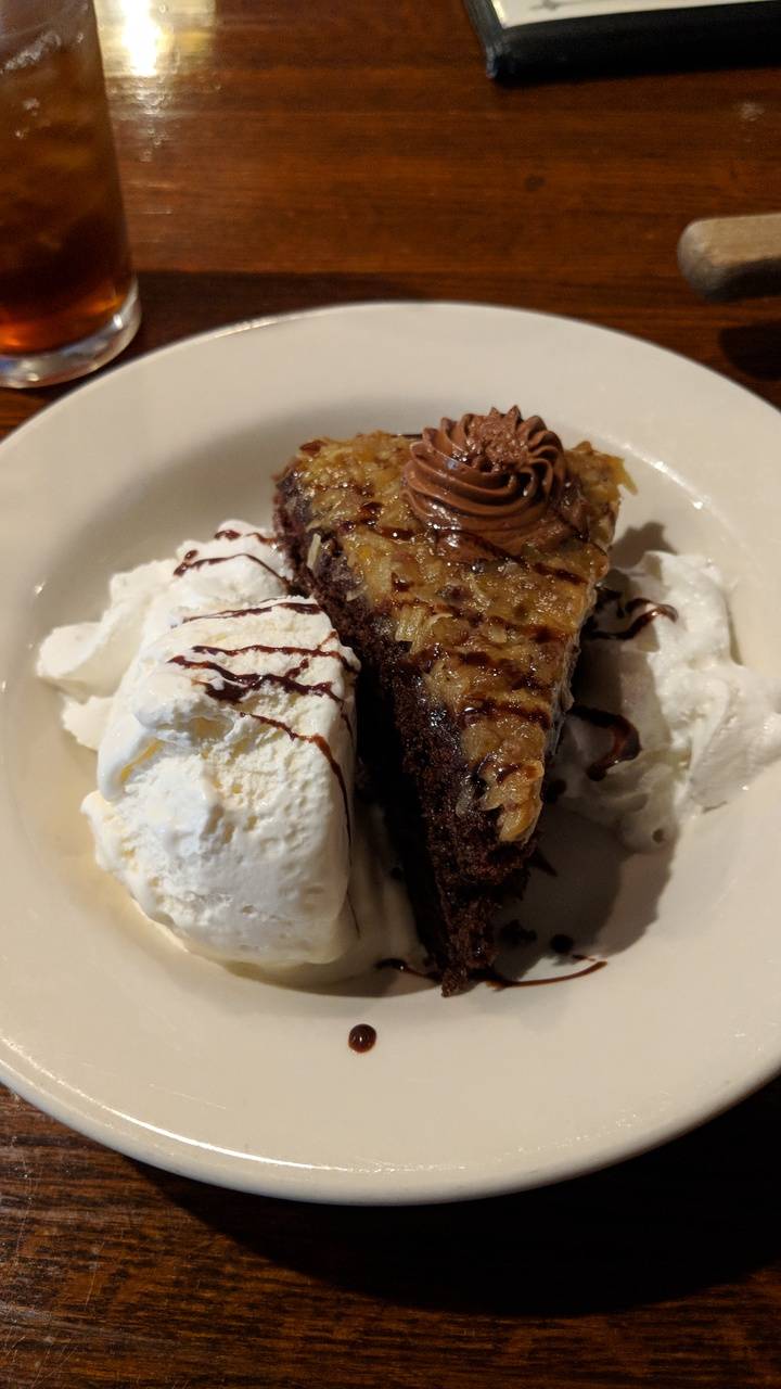 Tavern At Coventry | restaurant | 5745 Coventry Ln, Fort Wayne, IN 46804, USA | 2604592893 OR +1 260-459-2893