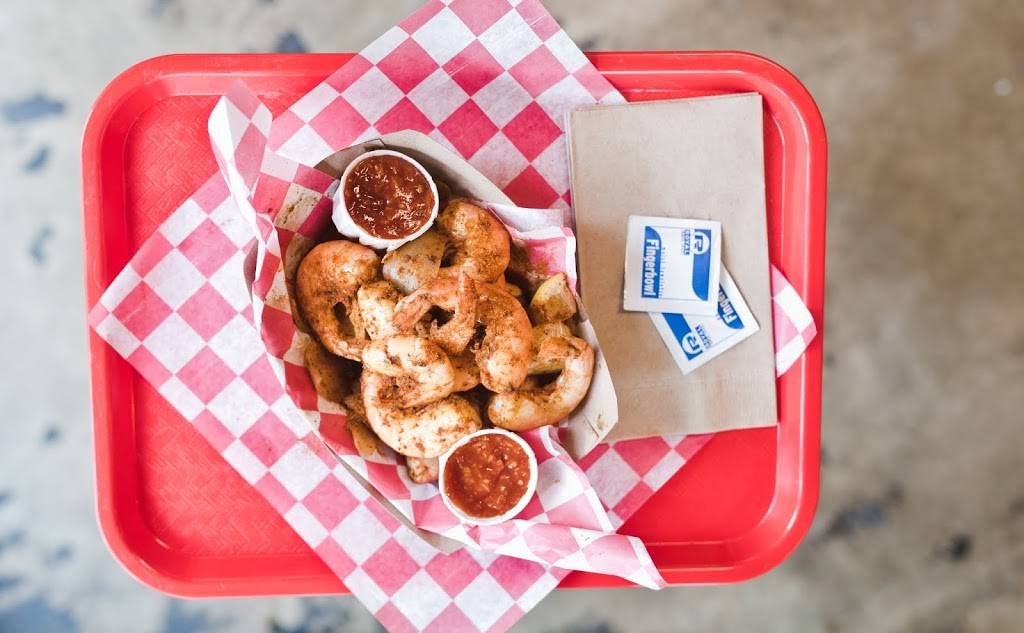 The Local Oyster | restaurant | Quarter Market, 4238 Wilson Blvd Level C, Arlington, VA 22203, USA | 8447482537 OR +1 844-748-2537