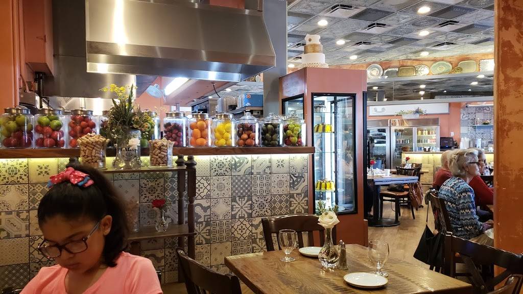 Islas Canarias Cafe Restaurant & Bakery | bakery | 3804 SW 137th Ave, Miami, FL 33175, USA | 3055590111 OR +1 305-559-0111