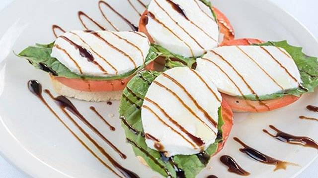 Cardones Restaurant & Bar | restaurant | 377 W Main St, Westerville, OH 43081, USA | 6143922267 OR +1 614-392-2267