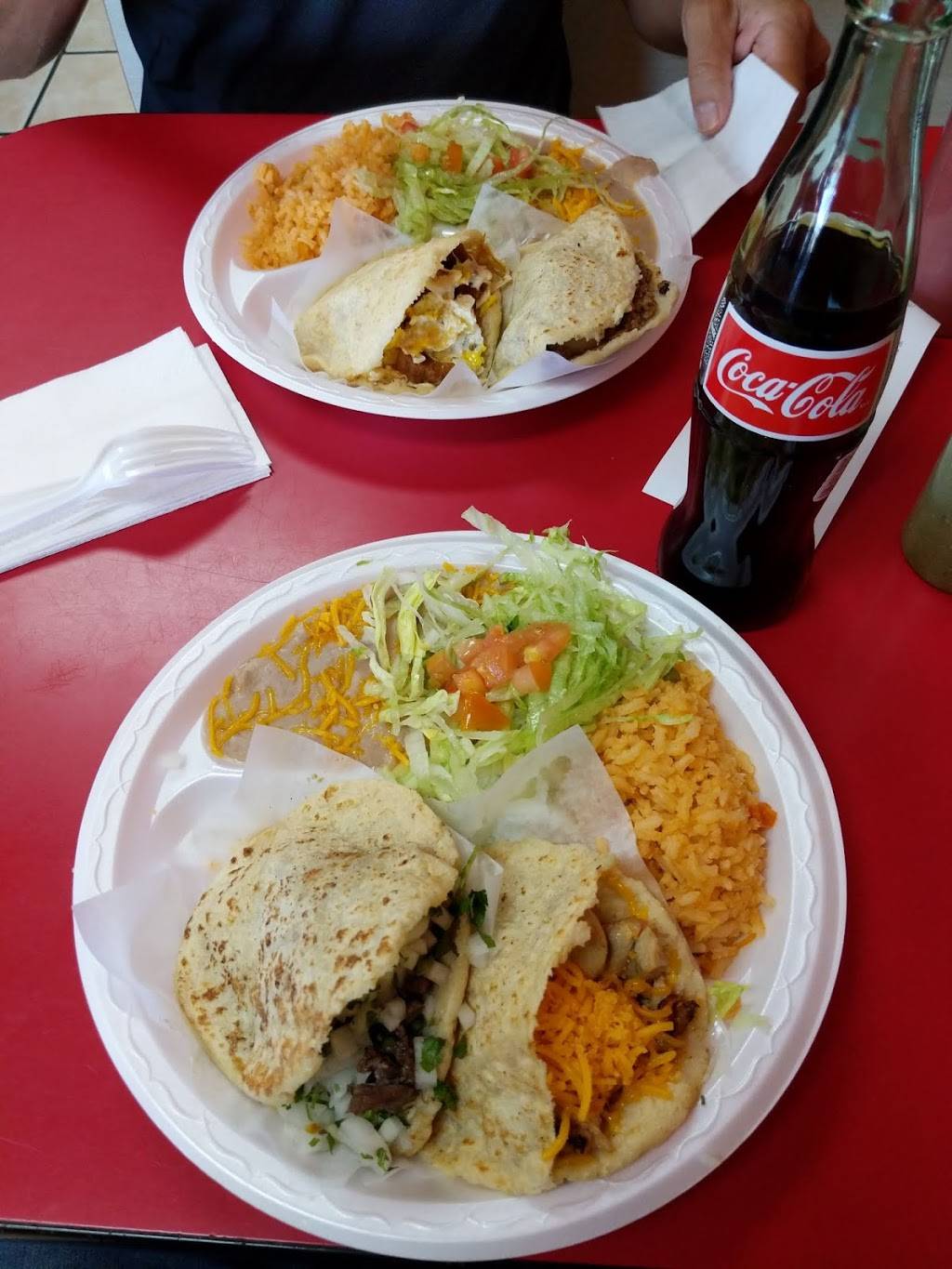 Gorditas El Tio | restaurant | 3202 E Greenway Rd, Phoenix, AZ 85032, USA | 6028679032 OR +1 602-867-9032