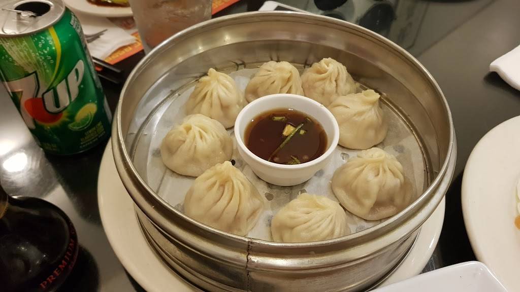 Hoys Wok Chinese Restaurant | restaurant | 7105 Sunset Blvd, Los Angeles, CA 90046, USA | 3238506637 OR +1 323-850-6637