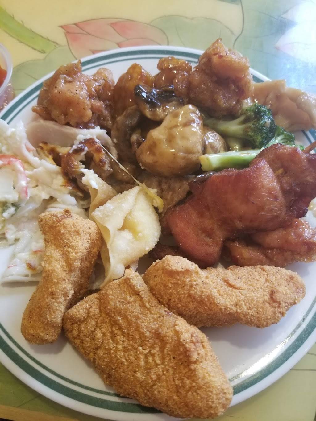 China Buffet | restaurant | 54 Southtowne Shopping Ctr, Southtowne Shopping Ctrr, Du Quoin, IL 62832, USA | 6185425590 OR +1 618-542-5590